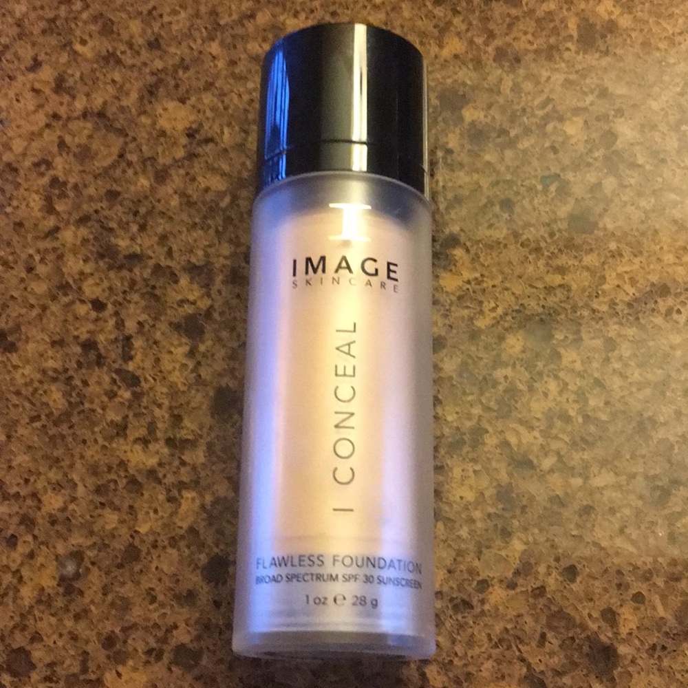 IMAGE SKINCARE Flawless Foundation